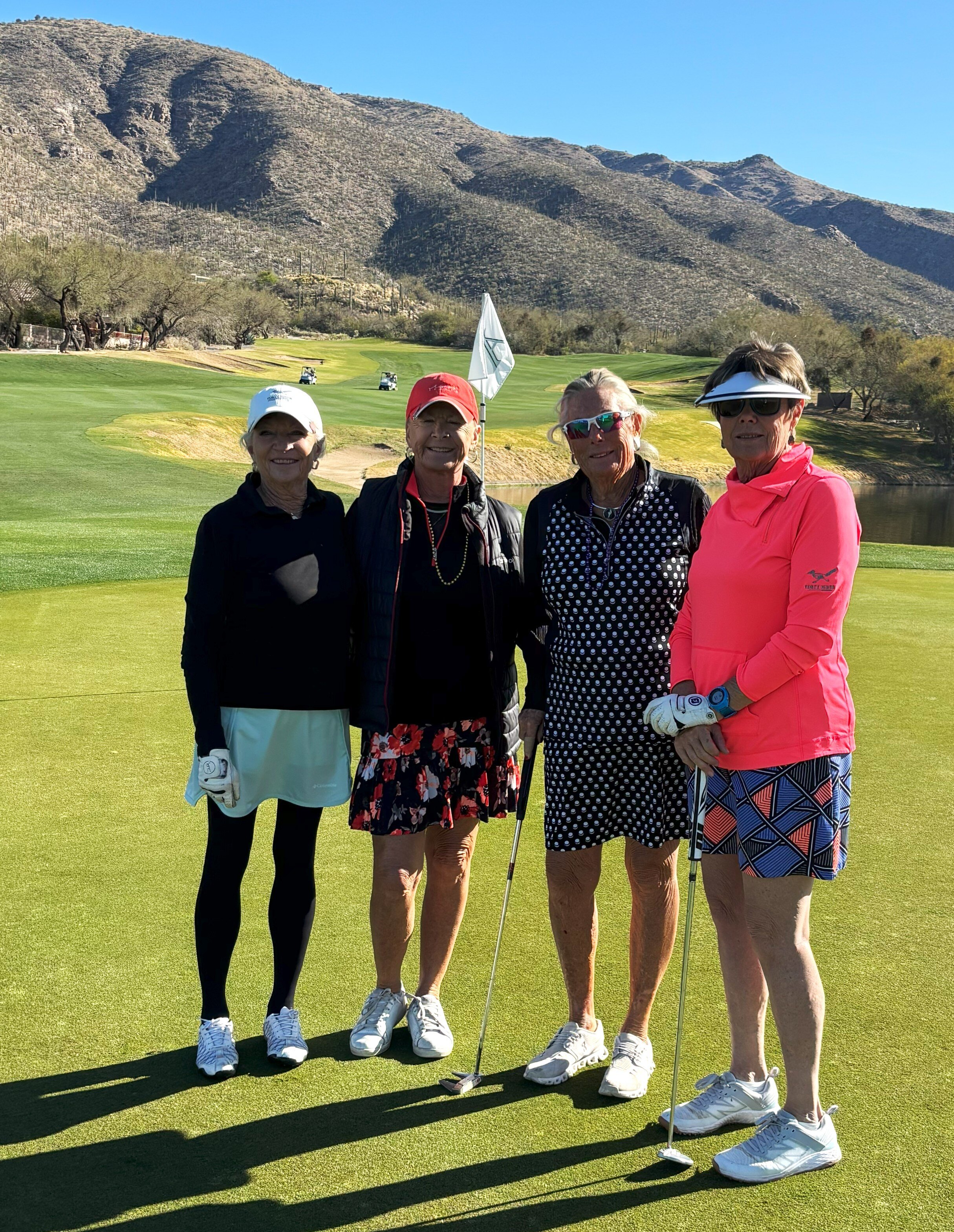 Janina Widen, Dawn Briggs, Sandy Munsell, Lynne Lombard  3rd place winners